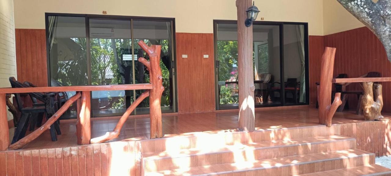 Baan Suan Villas Resort Ban Suan  ภายนอก รูปภาพ