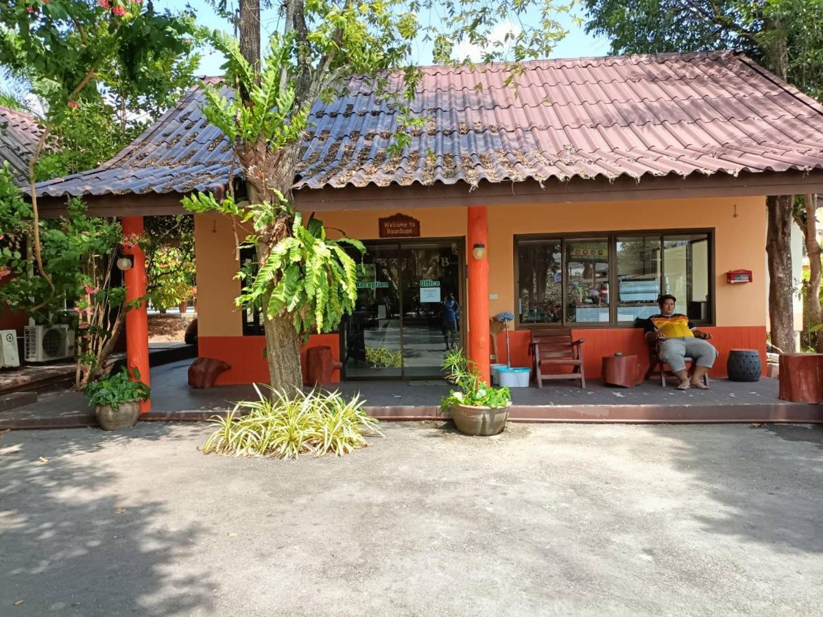Baan Suan Villas Resort Ban Suan  ภายนอก รูปภาพ
