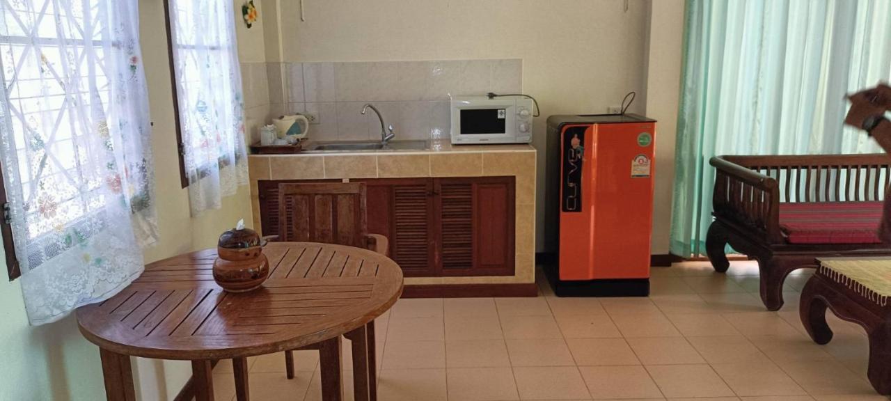 Baan Suan Villas Resort Ban Suan  ภายนอก รูปภาพ