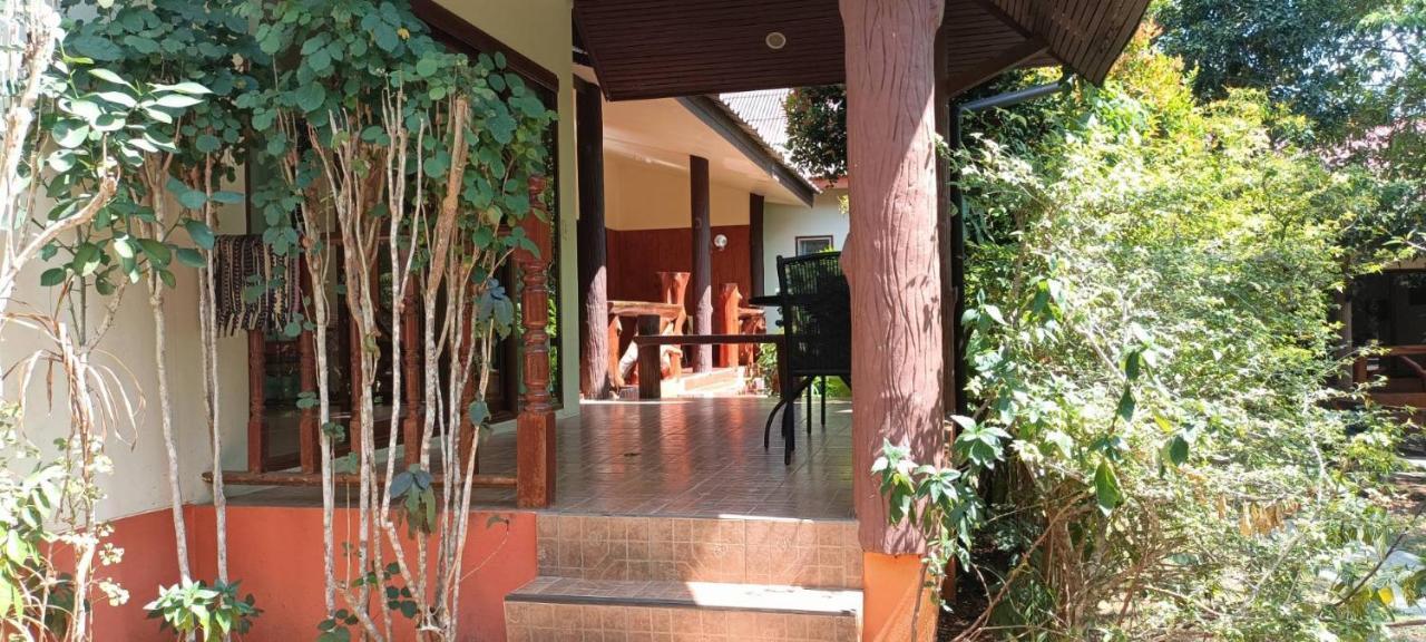 Baan Suan Villas Resort Ban Suan  ภายนอก รูปภาพ