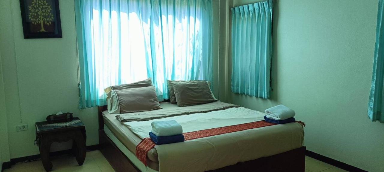 Baan Suan Villas Resort Ban Suan  ภายนอก รูปภาพ