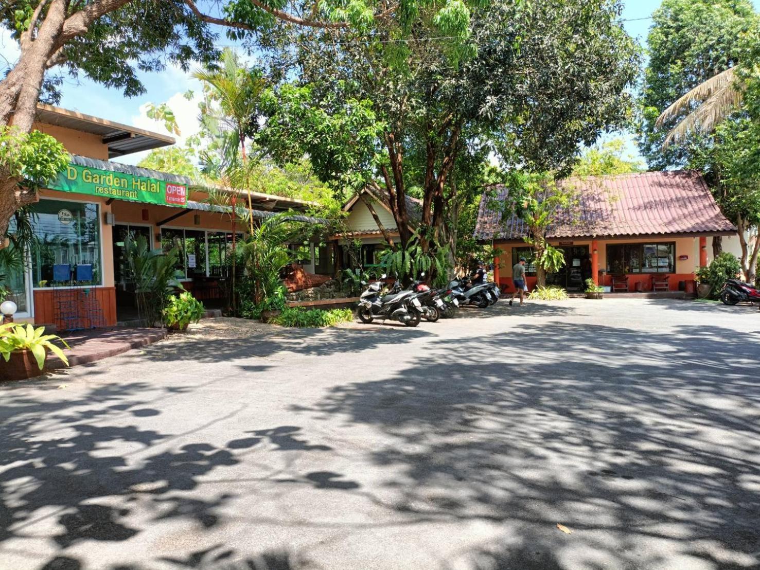 Baan Suan Villas Resort Ban Suan  ภายนอก รูปภาพ